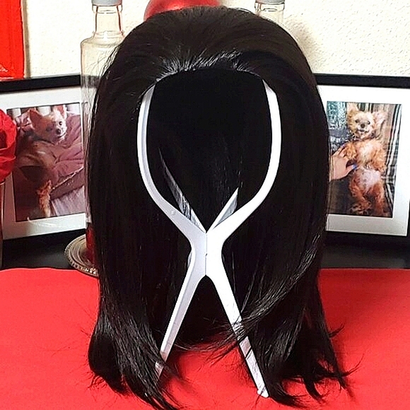 FreeTress Equal Drawstring/FullCap Wig: Flatter Girl (Color Available: 2) - Picture 6 of 11